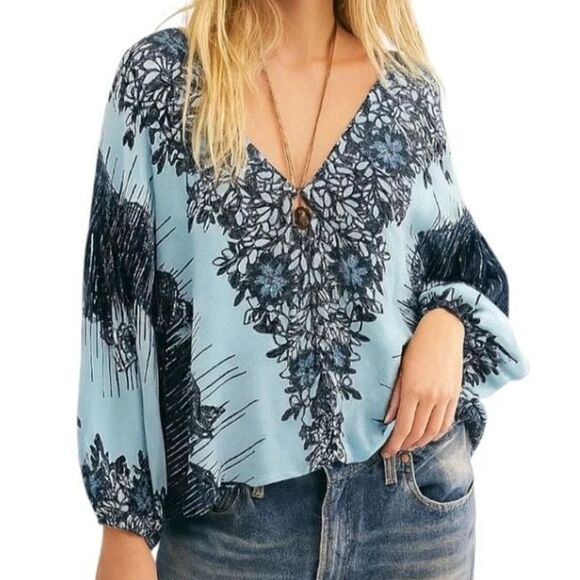 Free People OB818838 Womens Sz S Blue Combo Birds of a Feather Oversized Top - Picture 9 of 10
